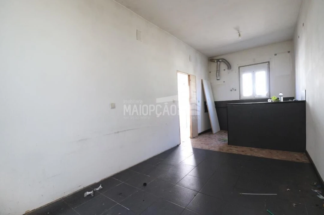 Moradia T5 para Venda em Sé, Santa Maria e Meixedo Foto 10