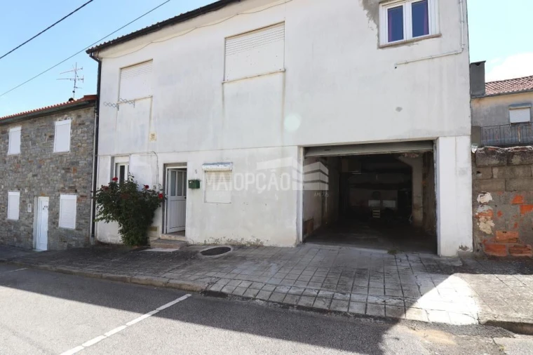 Moradia T5 para Venda em Sé, Santa Maria e Meixedo Foto 1
