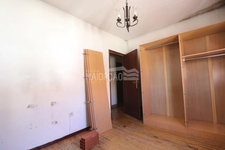 Moradia T5 para Venda em Sé, Santa Maria e Meixedo Foto 5