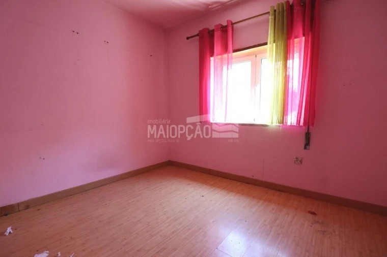 Moradia T5 para Venda em Sé, Santa Maria e Meixedo Foto 6