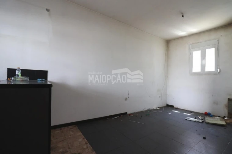 Moradia T5 para Venda em Sé, Santa Maria e Meixedo Foto 9