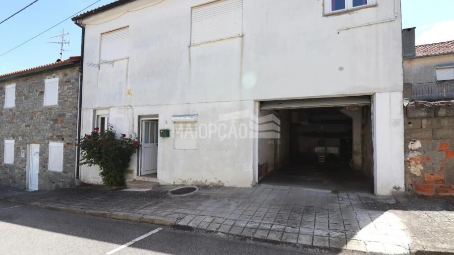 Moradia T5 para Venda em Sé, Santa Maria e Meixedo
