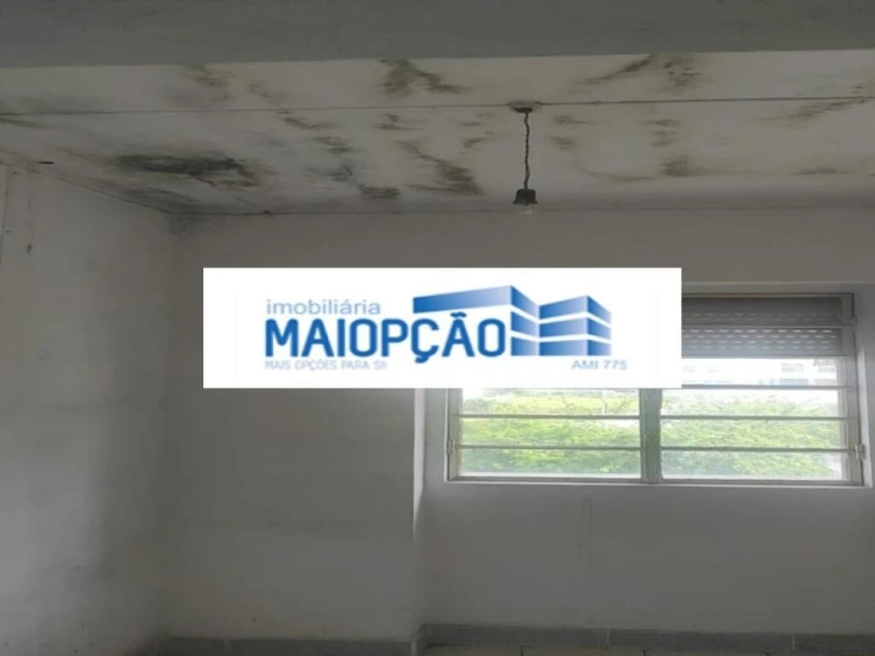 Moradia T2 para Venda em Seia, São Romão e Lapa dos Dinheiros Foto 7