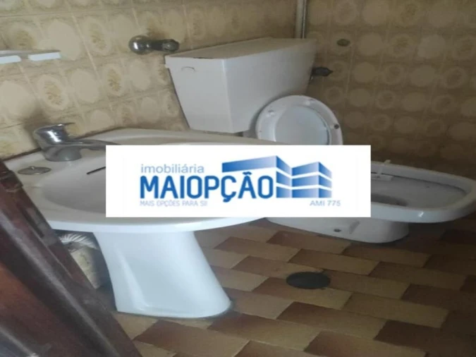 Moradia T2 para Venda em Seia, São Romão e Lapa dos Dinheiros Foto 6