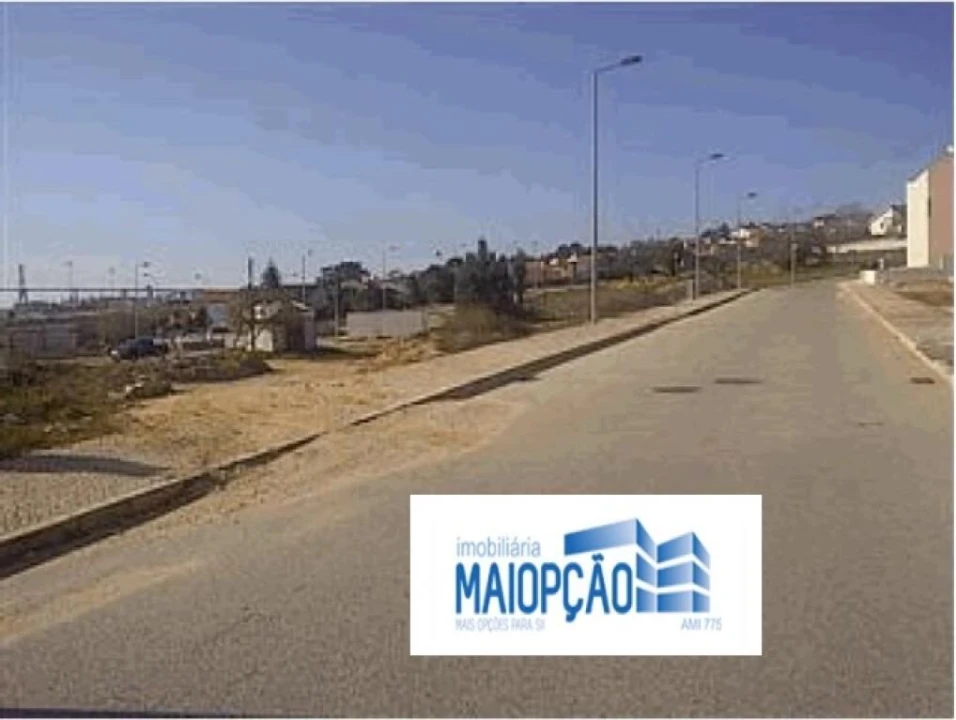 Terreno para Venda em Vila Verde Foto 2