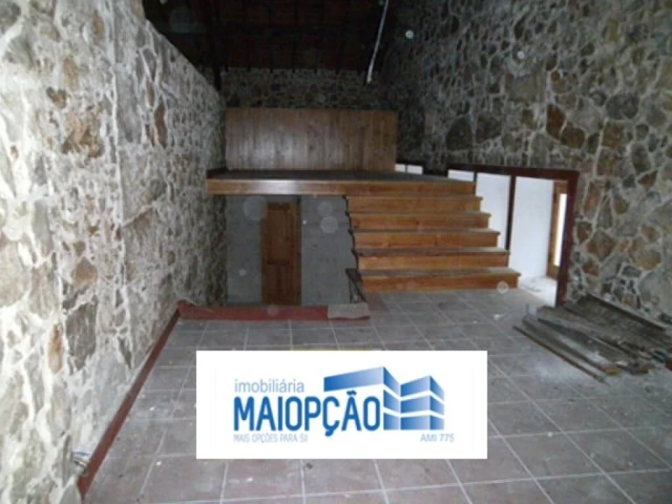 Loja para Venda em Abiul Foto 18