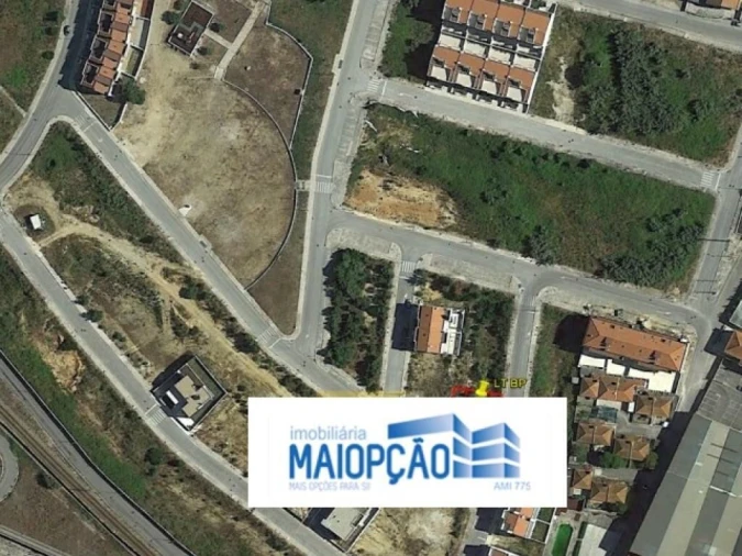 Terreno para Venda em Vila Verde Foto 3