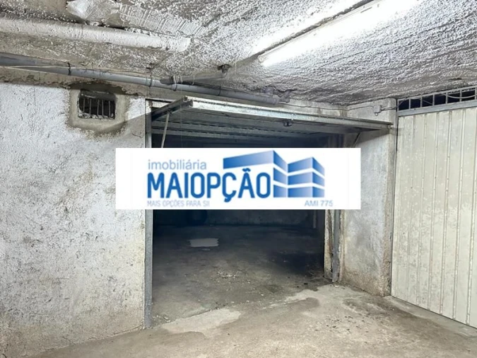 Garagem para Venda em Seia, São Romão e Lapa dos Dinheiros Foto 3