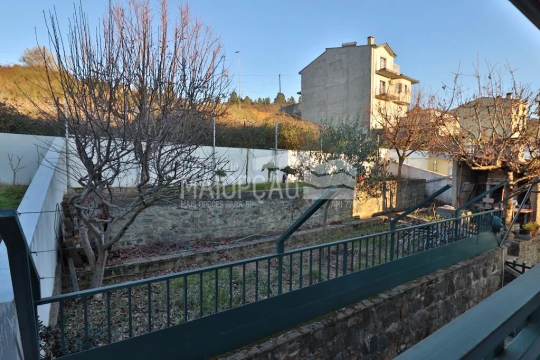 Moradia T4 para Venda em Sé, Santa Maria e Meixedo Foto 11