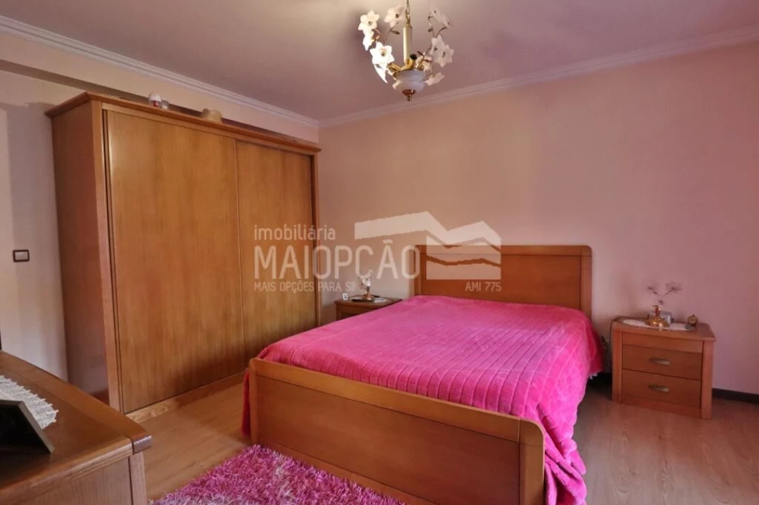 Moradia T4 para Venda em Sé, Santa Maria e Meixedo Foto 10