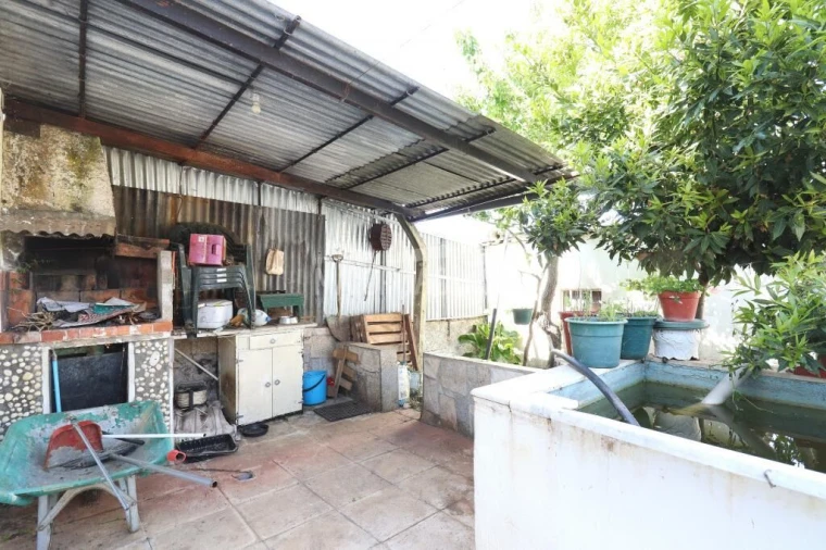 Moradia T6 para Venda em Castro de Avelãs Foto 13