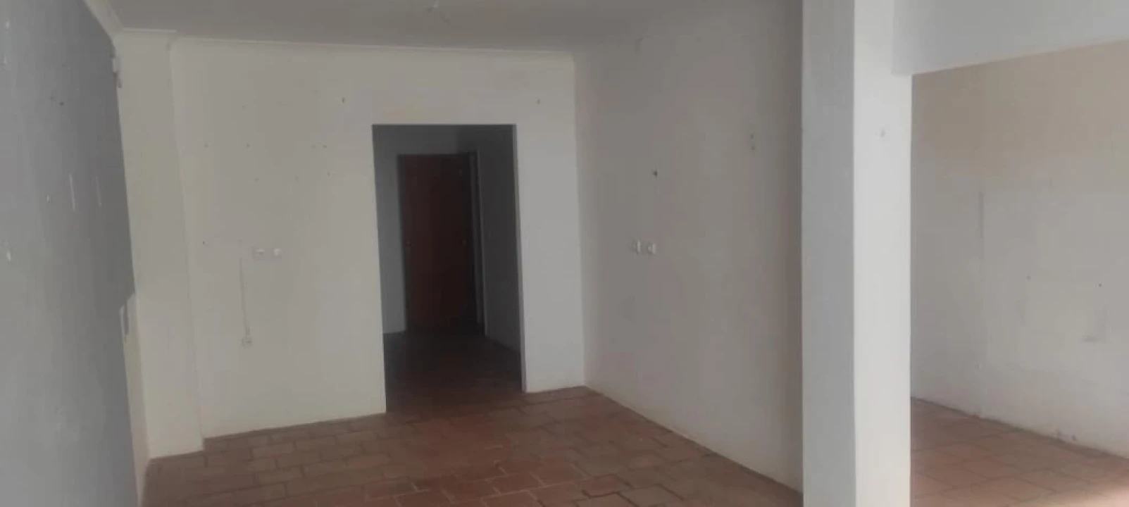 Prédio para Venda em Vilar Formoso Foto 6