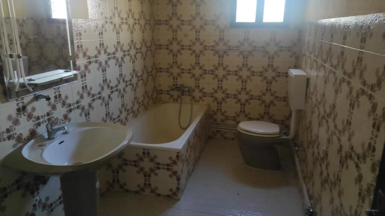 Moradia T4 para Venda em Sortelha Foto 12