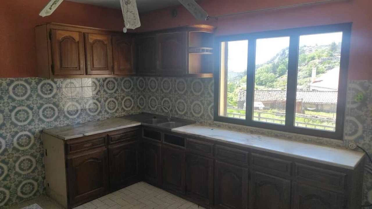 Moradia T4 para Venda em Sortelha Foto 9