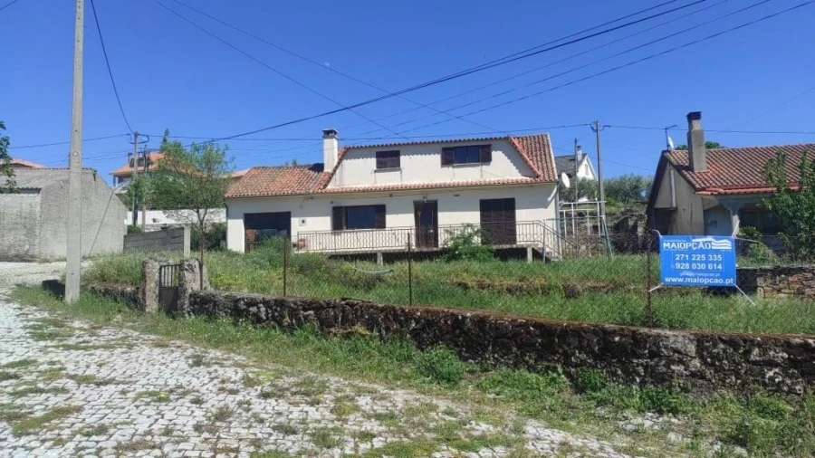 Moradia T4 para Venda em Sortelha