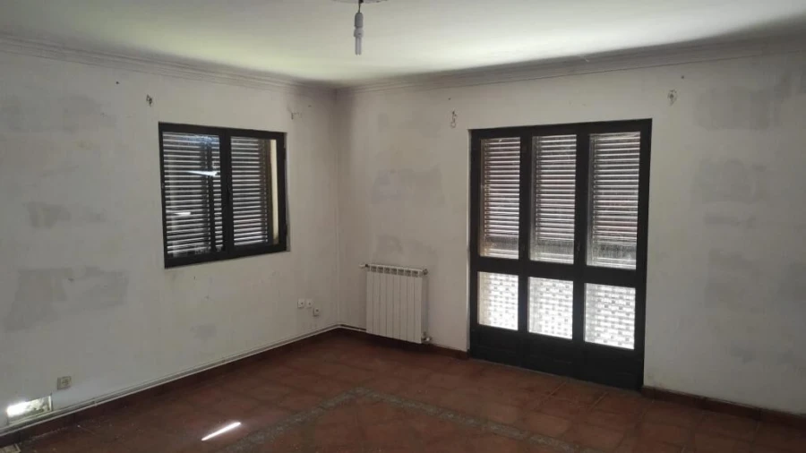 Moradia T4 para Venda em Sortelha Foto 13