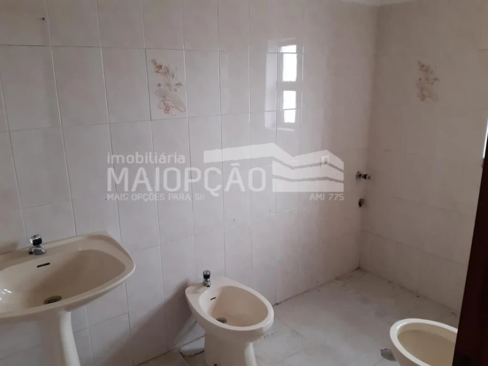 Moradia T5 para Venda em Figueira de Castelo Rodrigo Foto 4