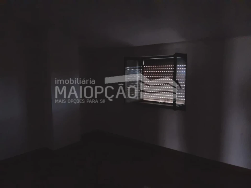 Moradia T5 para Venda em Figueira de Castelo Rodrigo Foto 5