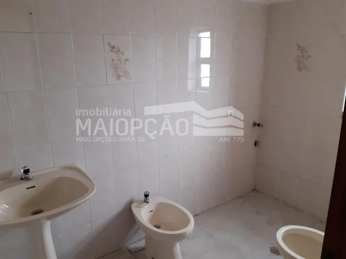 Moradia T5 para Venda em Figueira de Castelo Rodrigo Foto 4