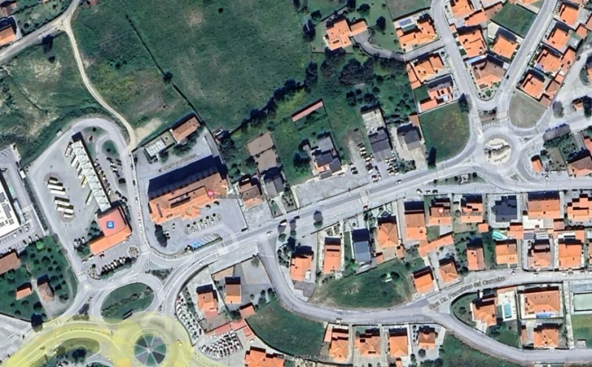 Prédio para Venda em Casas do Soeiro Foto 1