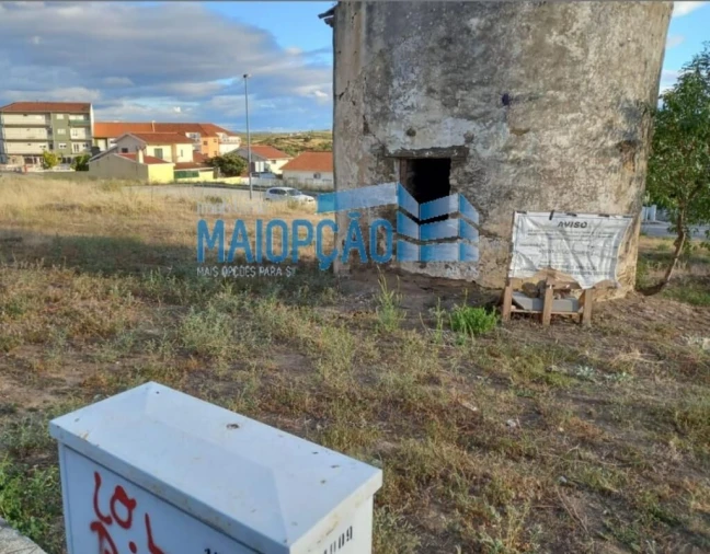 Terreno para Venda em Vila Nova de Foz Côa Foto 1