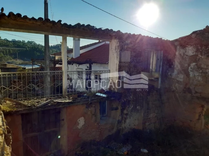 Moradia T3 para Venda em Benespera Foto 11