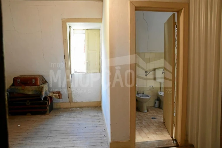 Moradia T0 para Venda em Tortosendo Foto 23