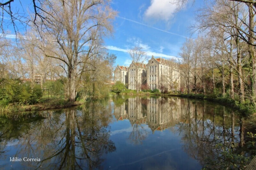 Moradia T4 para Venda em Alvorninha Foto 31