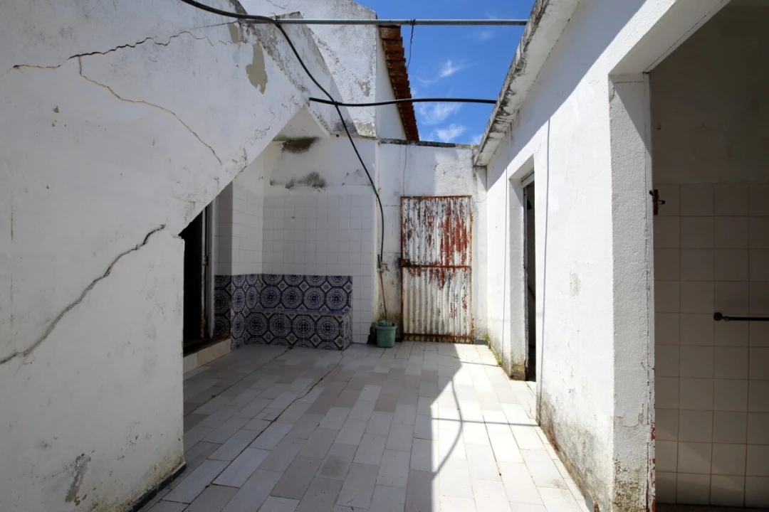 Moradia T4 para Venda em Alvorninha Foto 14