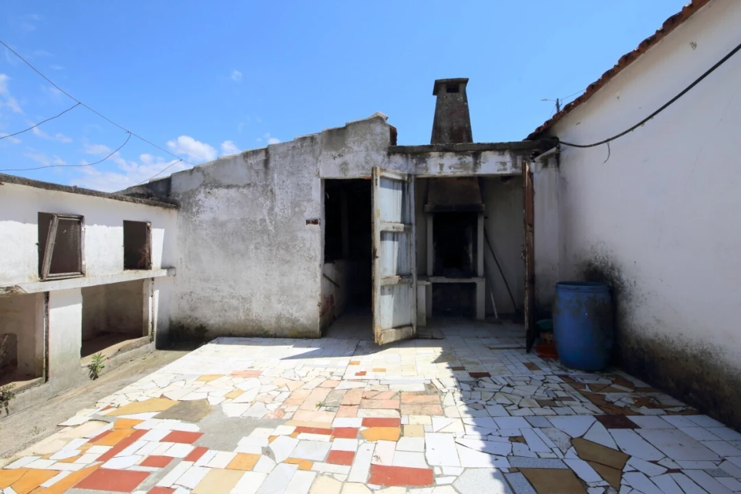 Moradia T4 para Venda em Alvorninha Foto 9