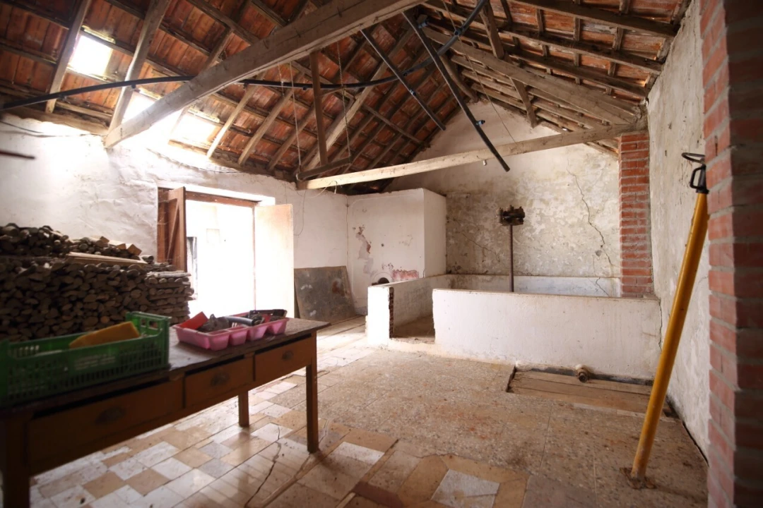 Moradia T4 para Venda em Alvorninha Foto 12