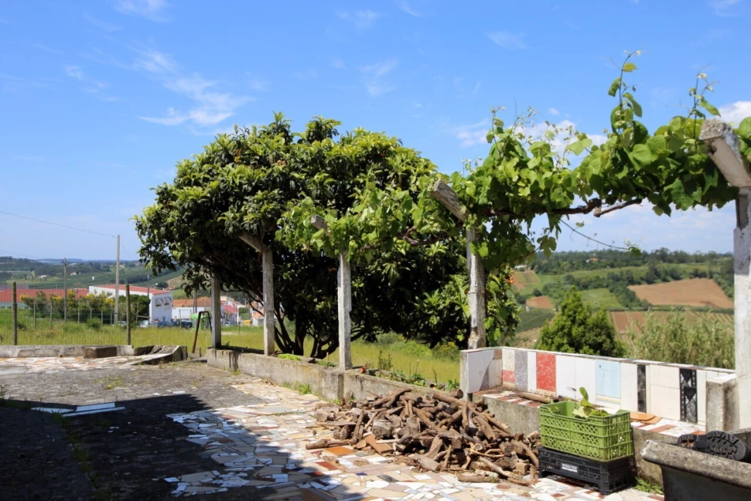 Moradia T4 para Venda em Alvorninha Foto 7