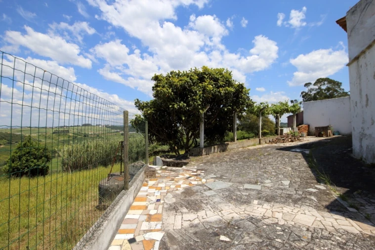 Moradia T4 para Venda em Alvorninha Foto 8