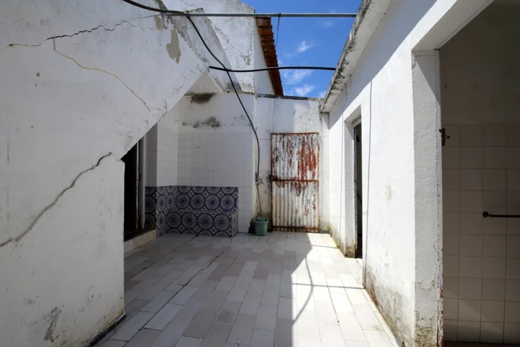 Moradia T4 para Venda em Alvorninha Foto 14