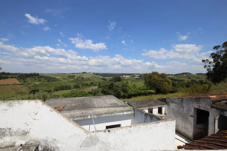 Moradia T4 para Venda em Alvorninha Foto 6