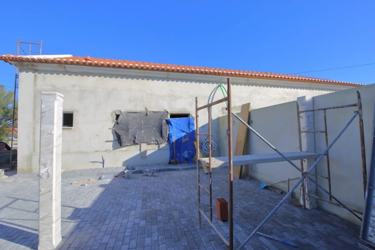 Moradia T2 para Venda em Painho e Figueiros Foto 4