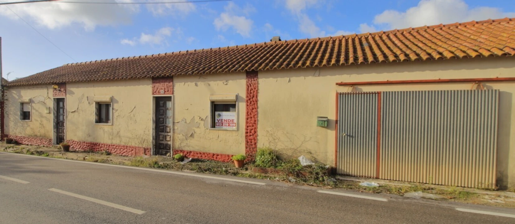 Moradia T3 para Venda em Alvorninha Foto 2