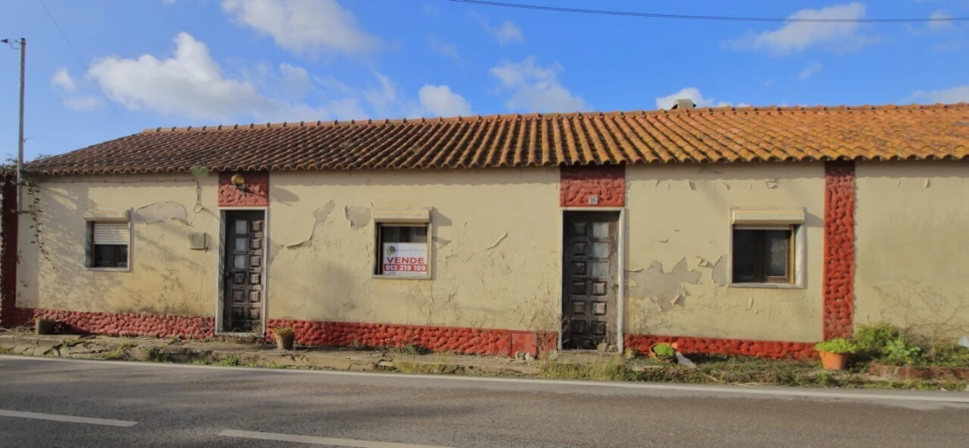 Moradia T3 para Venda em Alvorninha Foto 3