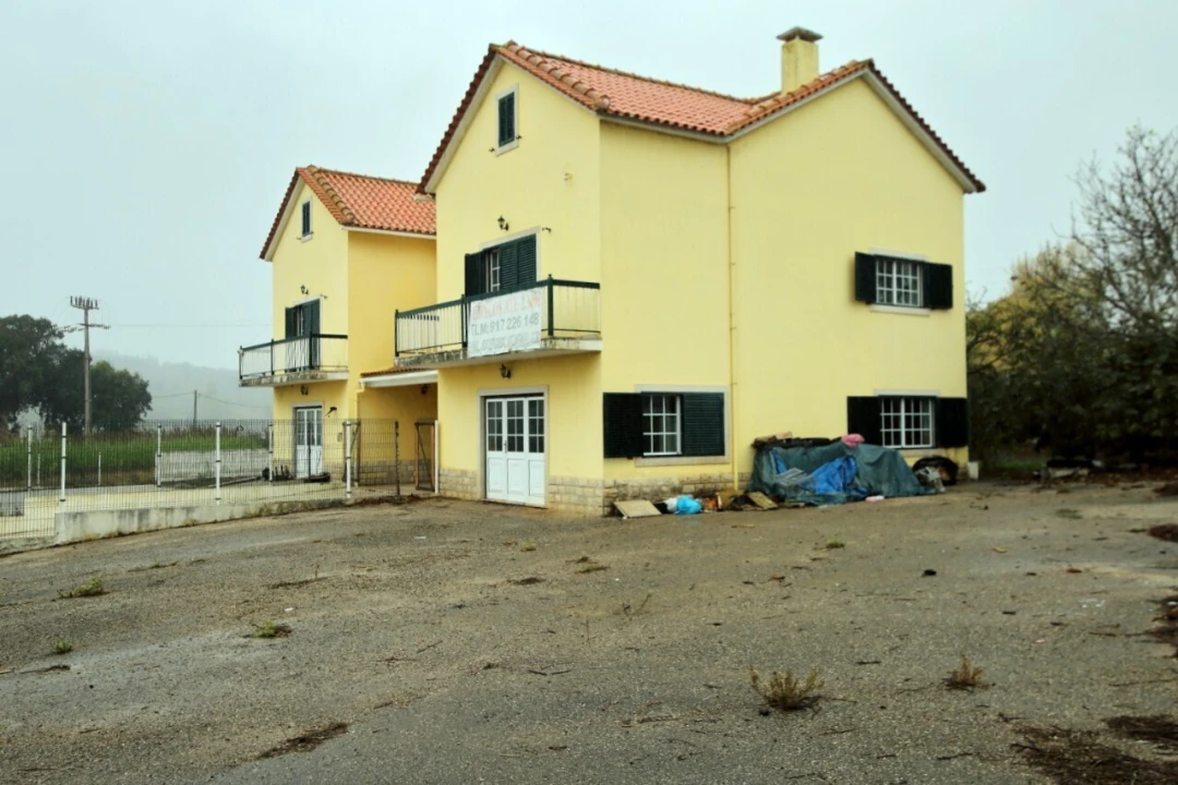 Moradia T3 para Venda em Roliça Foto 26