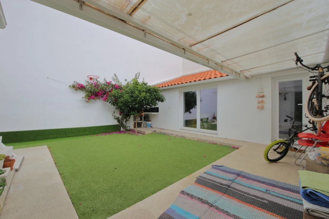 Moradia T4 para Venda em Caldas da Rainha - Santo Onofre e Serra do Bouro Foto 27