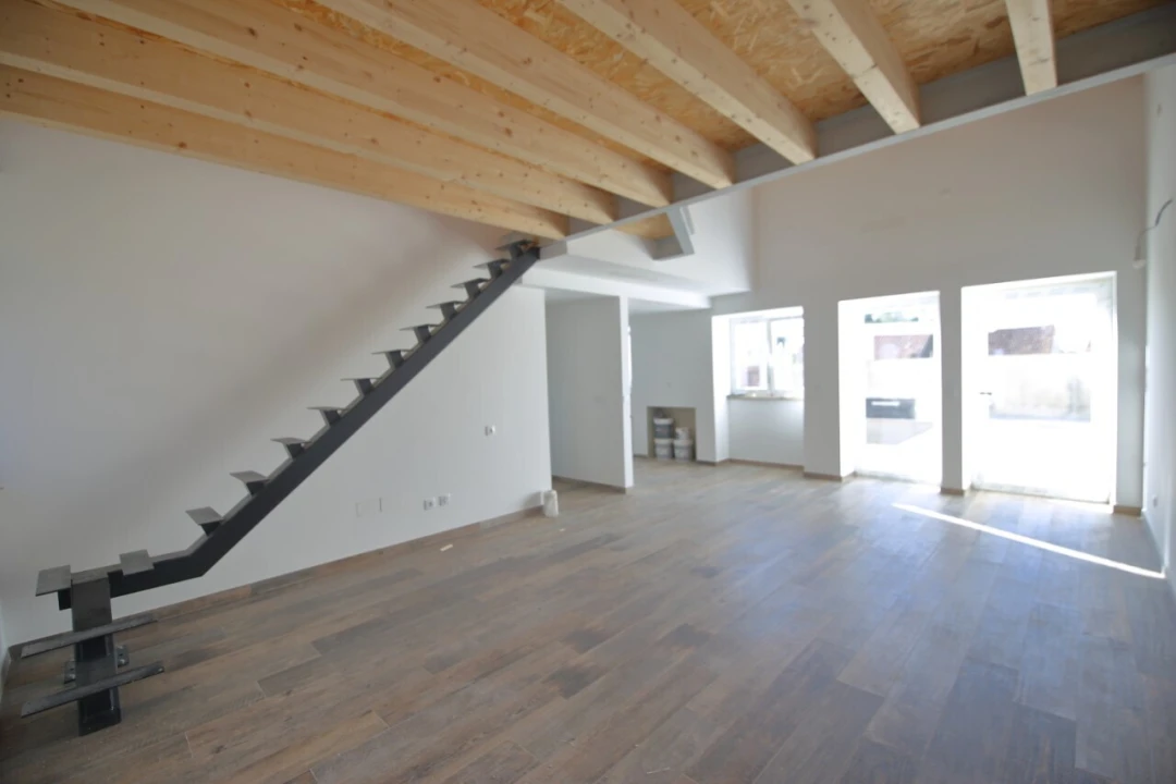 Moradia T2 para Venda em Painho e Figueiros Foto 12