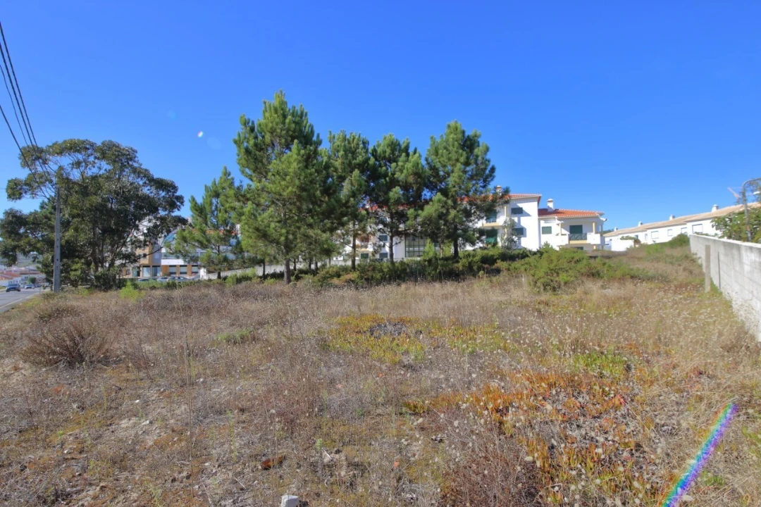 Terreno para Venda em Foz do Arelho Foto 1