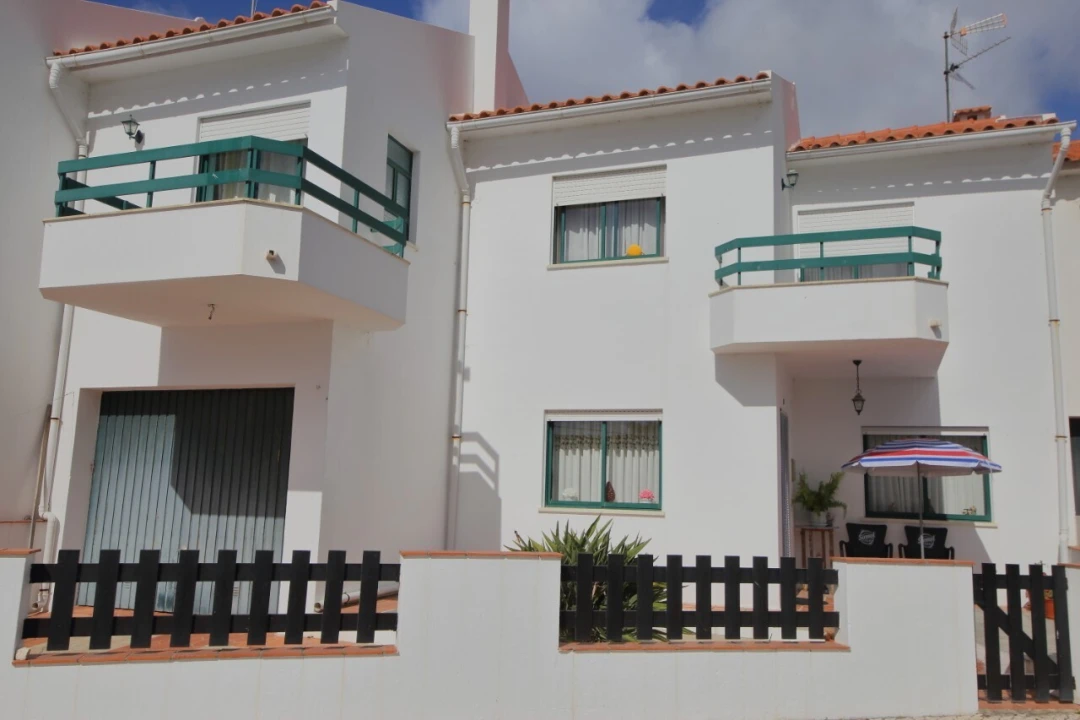 Moradia T3 para Venda em Alfeizerão Foto 2