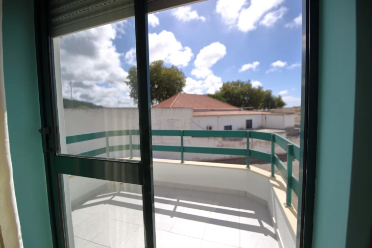 Moradia T3 para Venda em Alfeizerão Foto 14