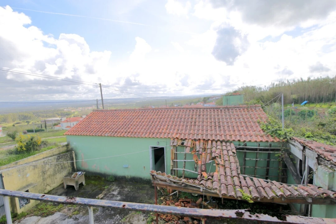 Moradia T3 para Venda em Caldas da Rainha - Santo Onofre e Serra do Bouro Foto 1