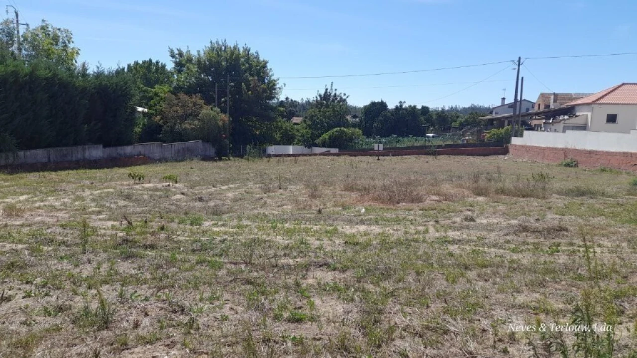 Terreno para Venda em Souto da Carpalhosa e Ortigosa Foto 7