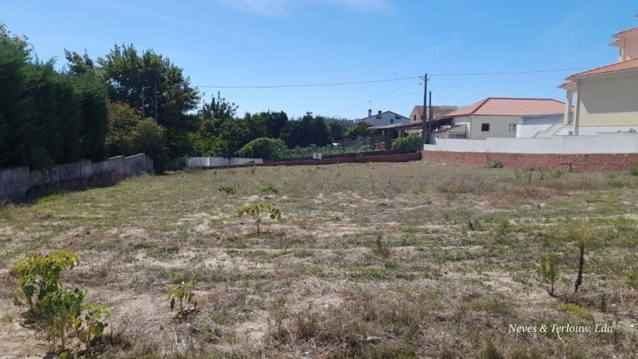 Terreno para Venda em Souto da Carpalhosa e Ortigosa Foto 5