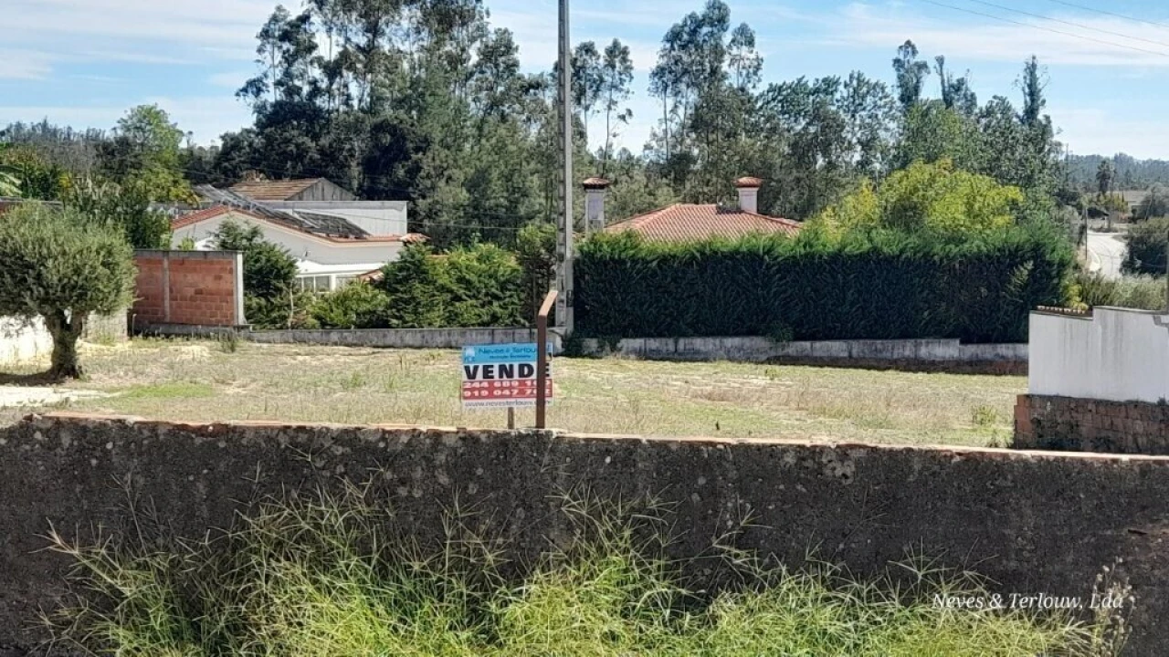 Terreno para Venda em Souto da Carpalhosa e Ortigosa Foto 4
