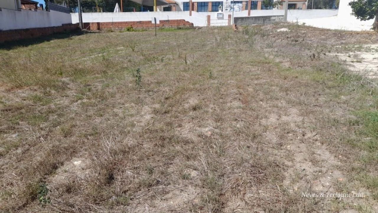 Terreno para Venda em Souto da Carpalhosa e Ortigosa Foto 9