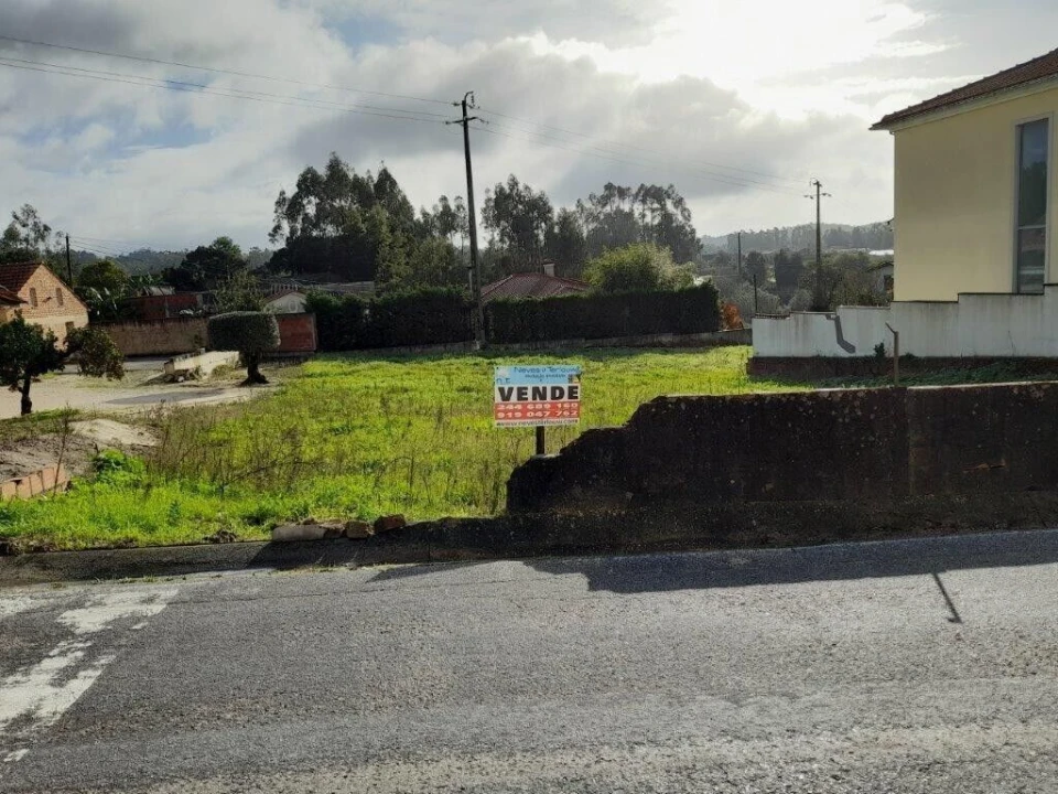 Terreno para Venda em Souto da Carpalhosa e Ortigosa Foto 4